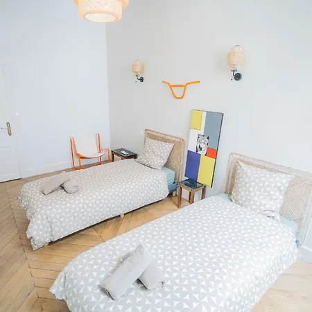Luxueux-climatisation-3 Chambres-2sdb-garage -aj Apartmán *