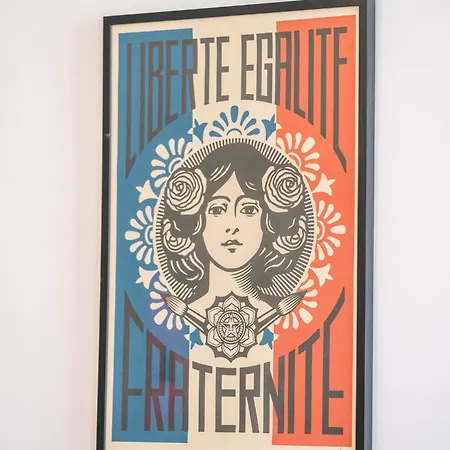 Luxueux-climatisation-3 Chambres-2sdb-garage -aj